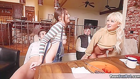 Smoking mistres rococot feet in the office