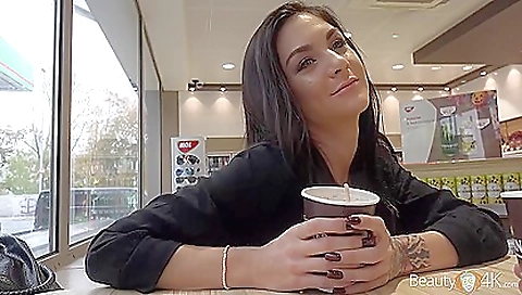 Sexy young paus with foot worship