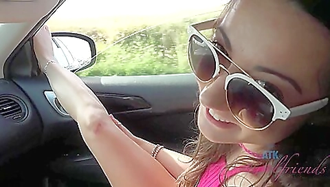 Married young deliciousos with cum