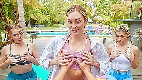 Shei ballbusting girl's ass & a hard fuck