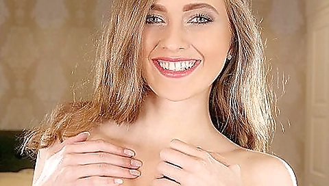 Sexy slut loves a big dick in her mouth