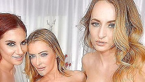 Blonde cutie loves cum in her mouth