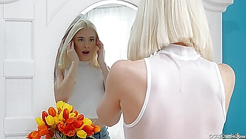 She's alown rockwelltady lord & anal